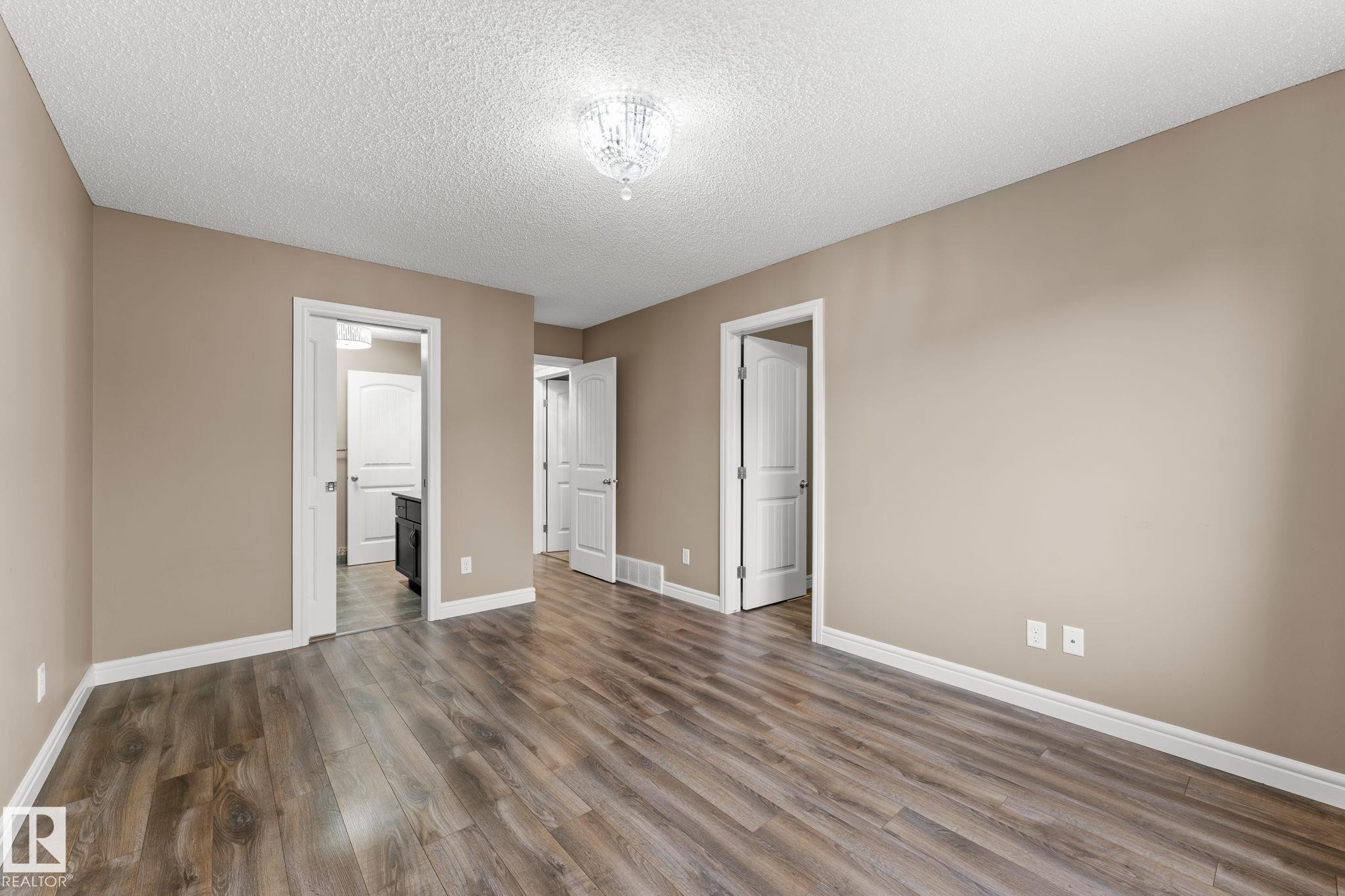 17027 121 Street Nw, Edmonton, AB - Indoor Photo Showing Other Room