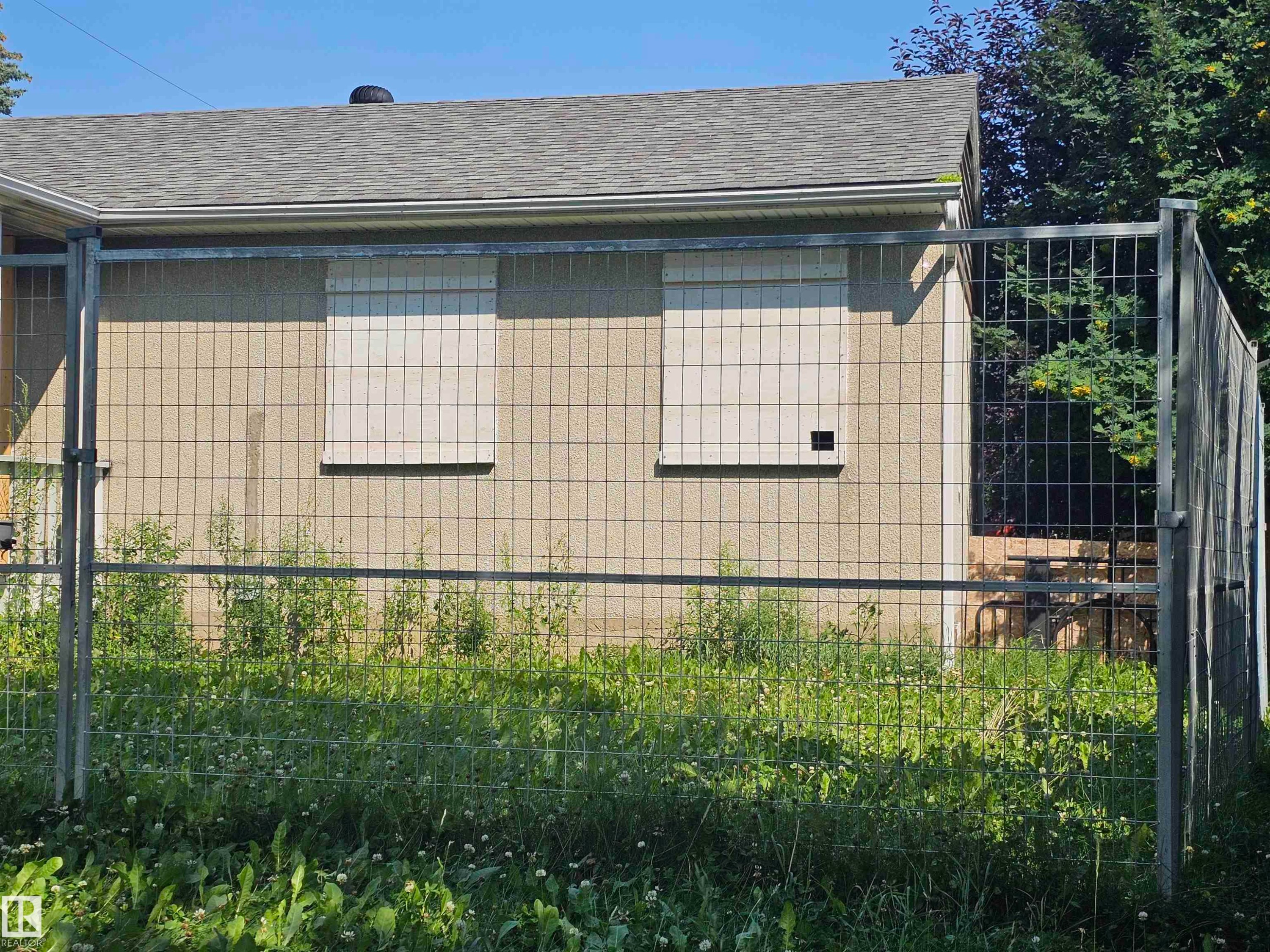 Additional content - 9115 76 St Nw, Edmonton, AB - Outdoor