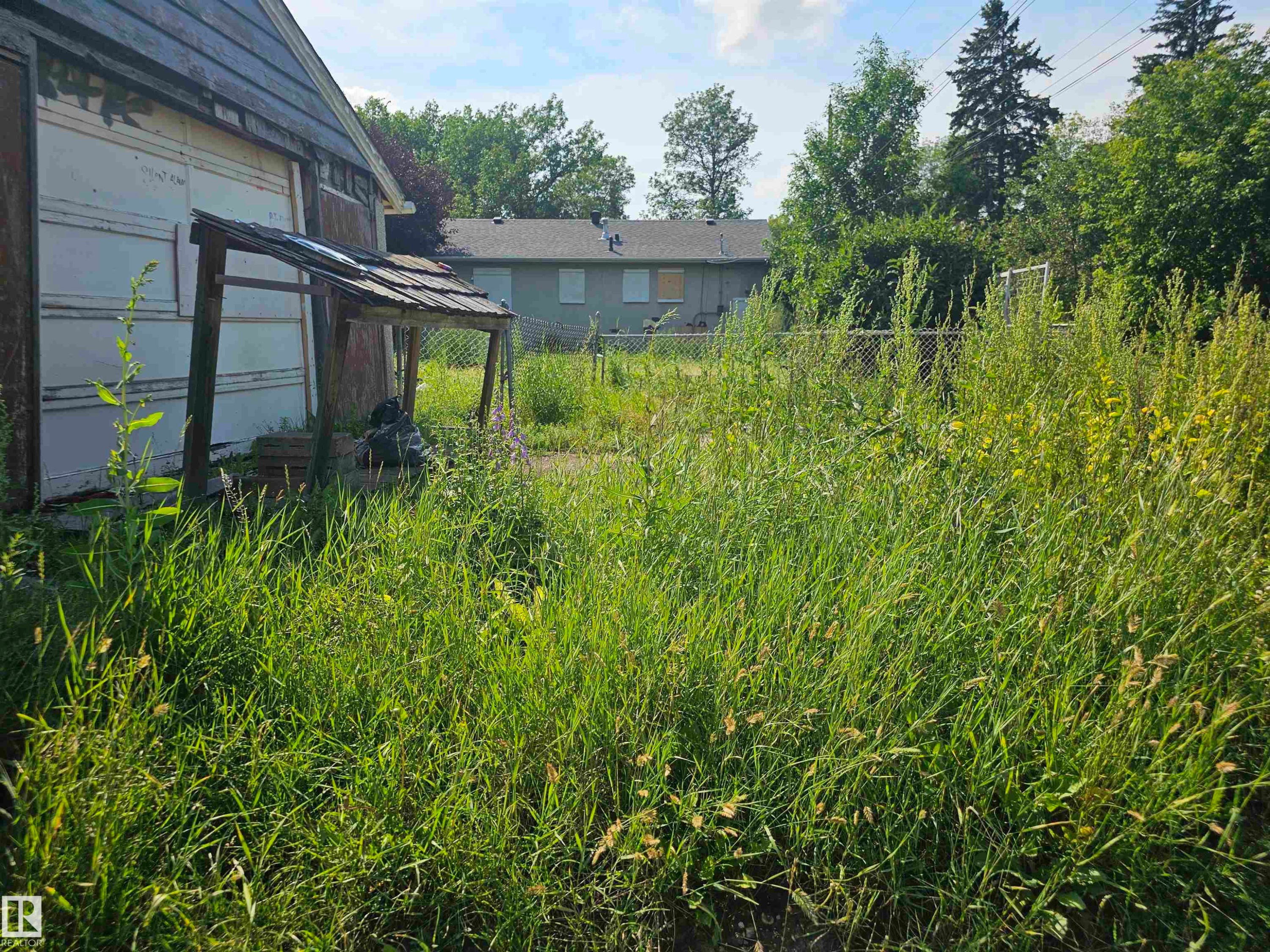 Additional content - 9115 76 St Nw, Edmonton, AB - Outdoor
