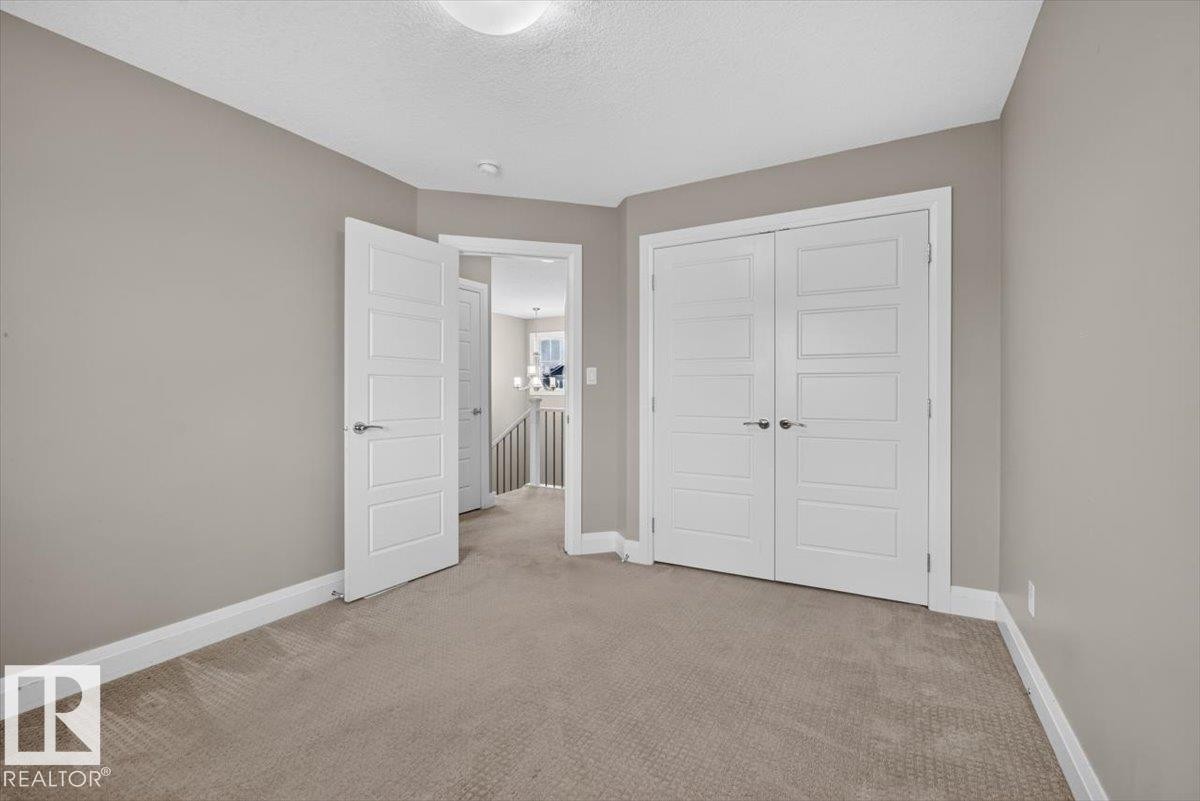 2005 15 Avenue Nw, Edmonton, AB - Indoor Photo Showing Other Room