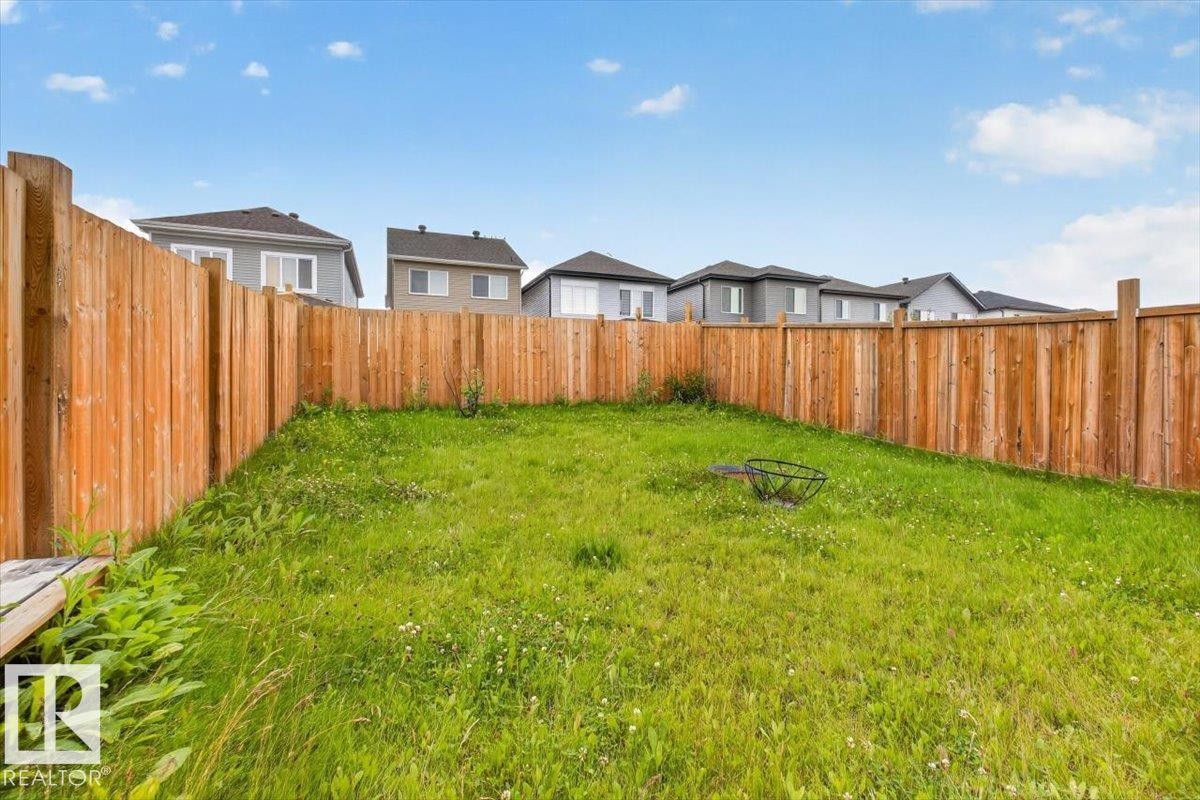 2005 15 Avenue Nw, Edmonton, AB - Outdoor