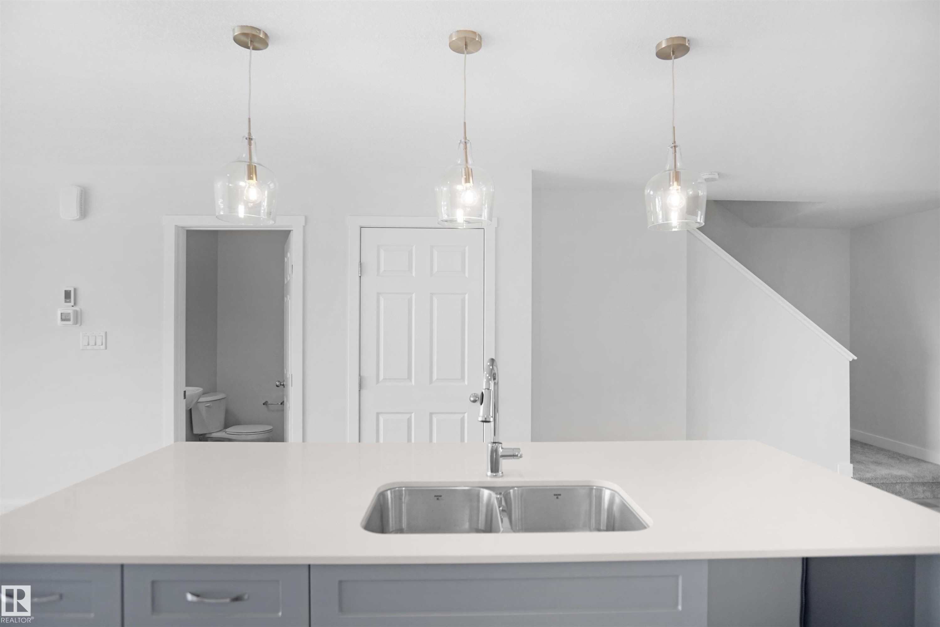 106 Juniper Wynd, Fort Saskatchewan, AB - Indoor Photo Showing Kitchen