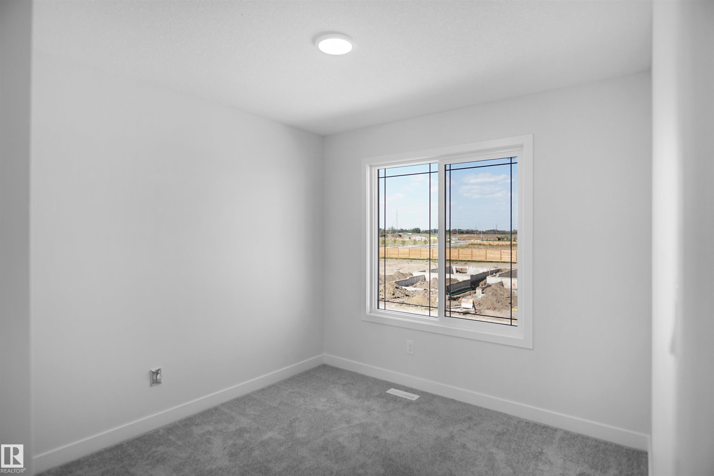 106 Juniper Wynd, Fort Saskatchewan, AB - Indoor Photo Showing Other Room
