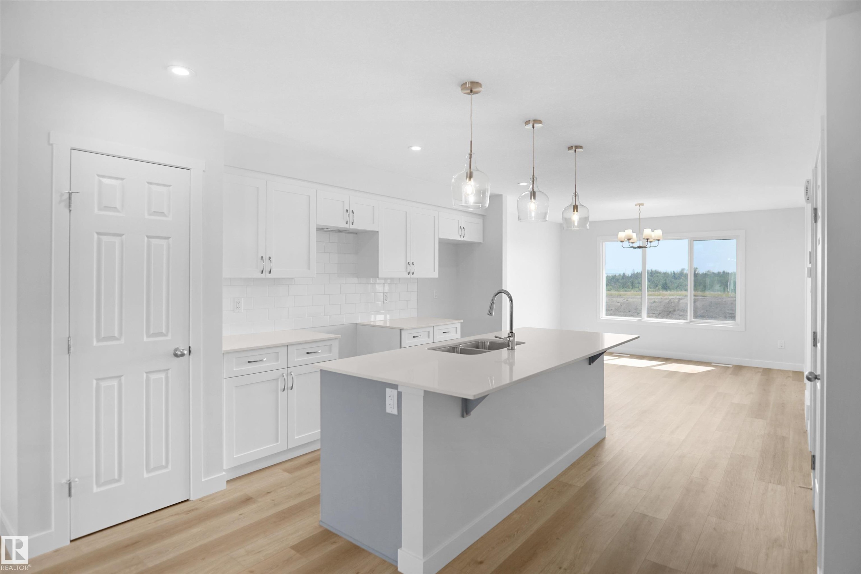 106 Juniper Wynd, Fort Saskatchewan, AB - Indoor Photo Showing Kitchen With Upgraded Kitchen