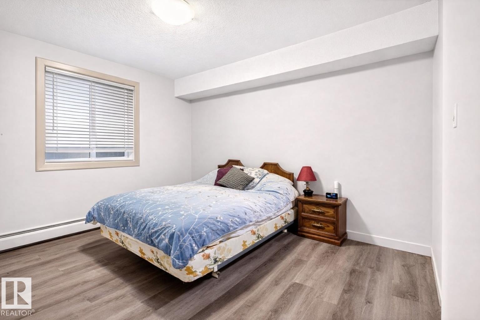 #101 4415 48 St, Leduc, AB - Indoor Photo Showing Bedroom