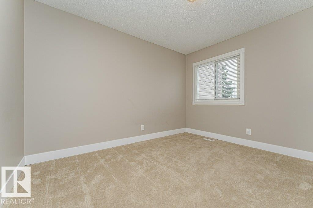 #209 14004 26 St Nw, Edmonton, AB - Indoor Photo Showing Other Room