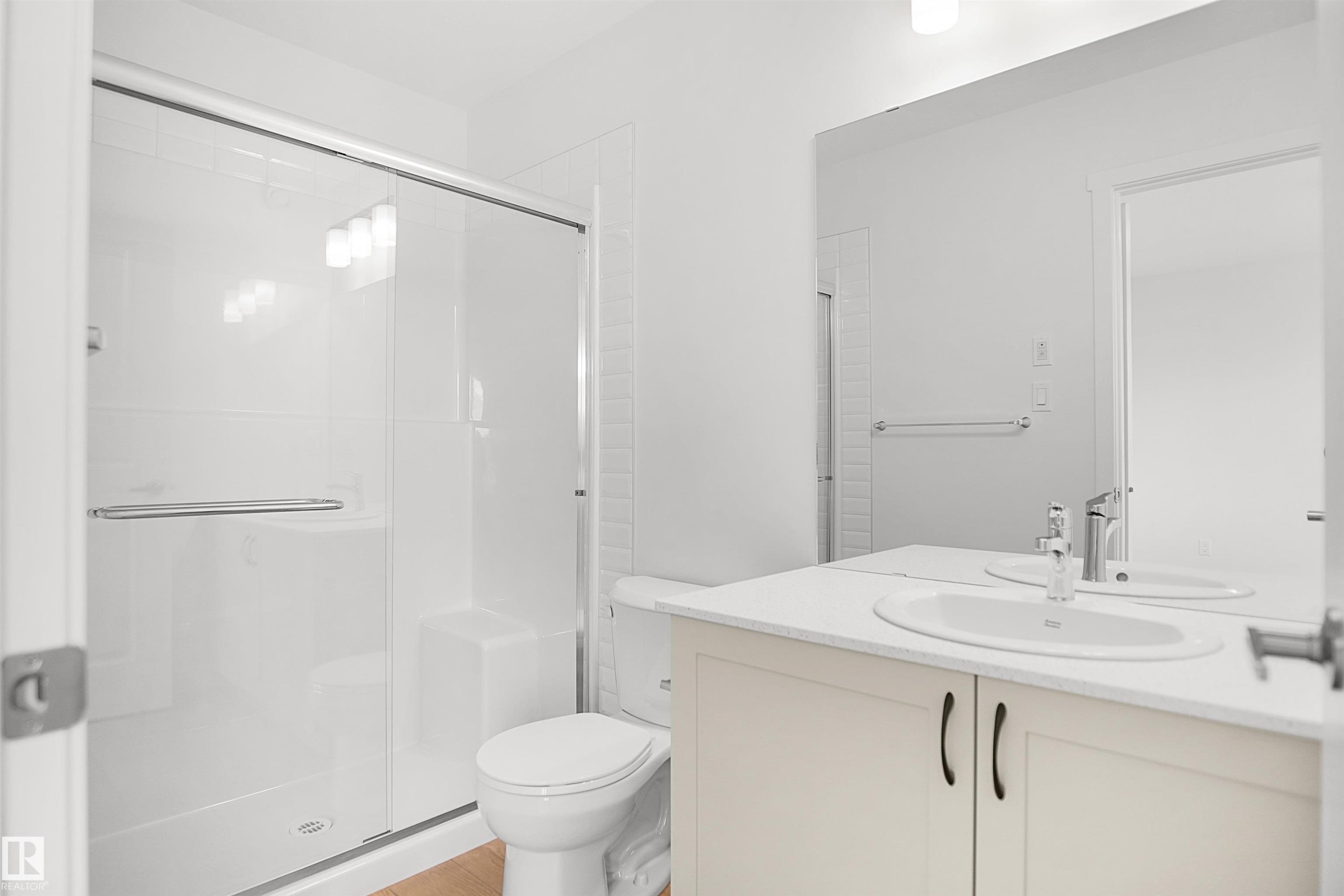 548 Ashgrove Circle, Leduc, AB - Indoor Photo Showing Bathroom