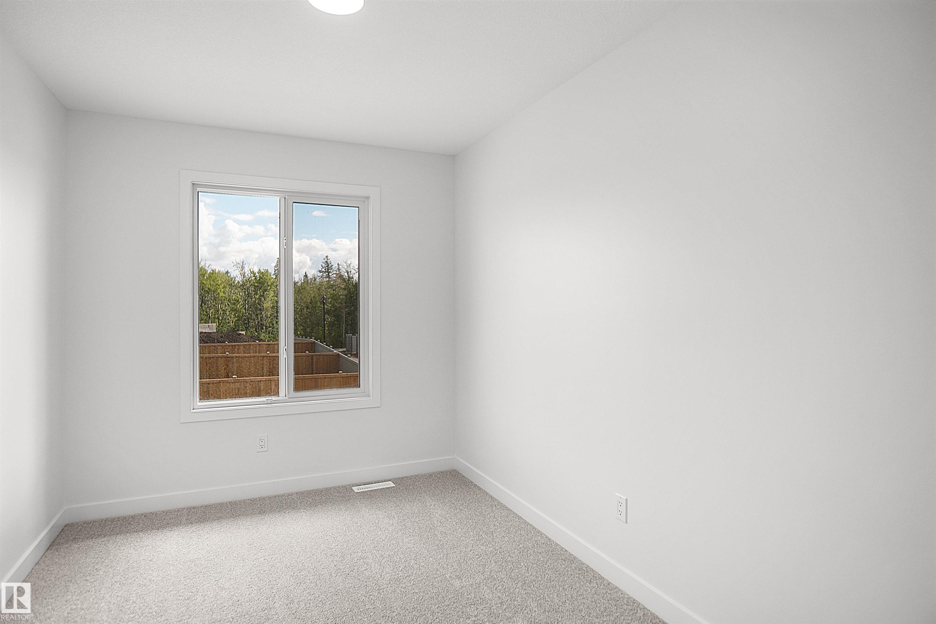 548 Ashgrove Circle, Leduc, AB - Indoor Photo Showing Other Room
