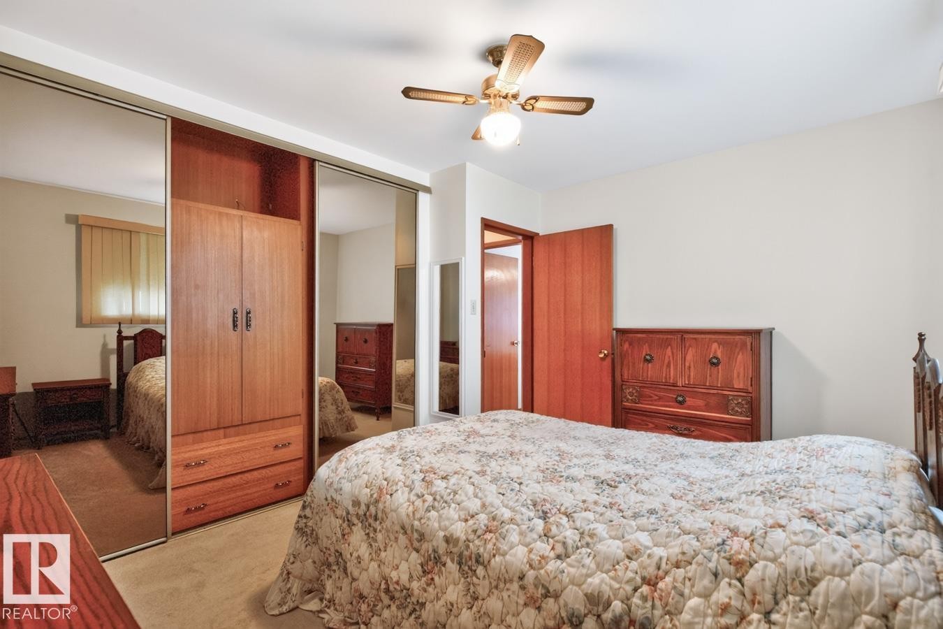 13336 106 Street Nw, Edmonton, AB - Indoor Photo Showing Bedroom