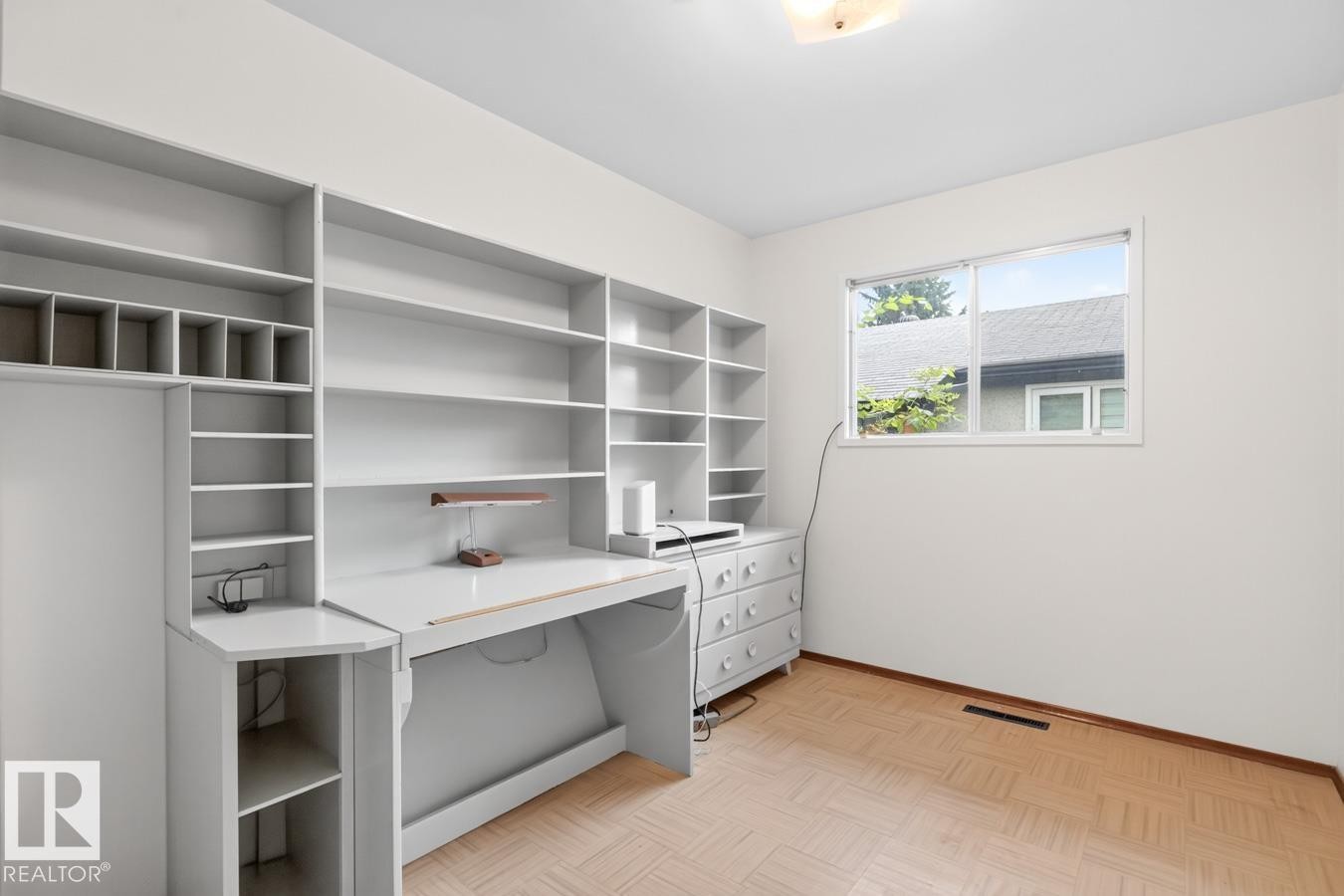 13336 106 Street Nw, Edmonton, AB - Indoor