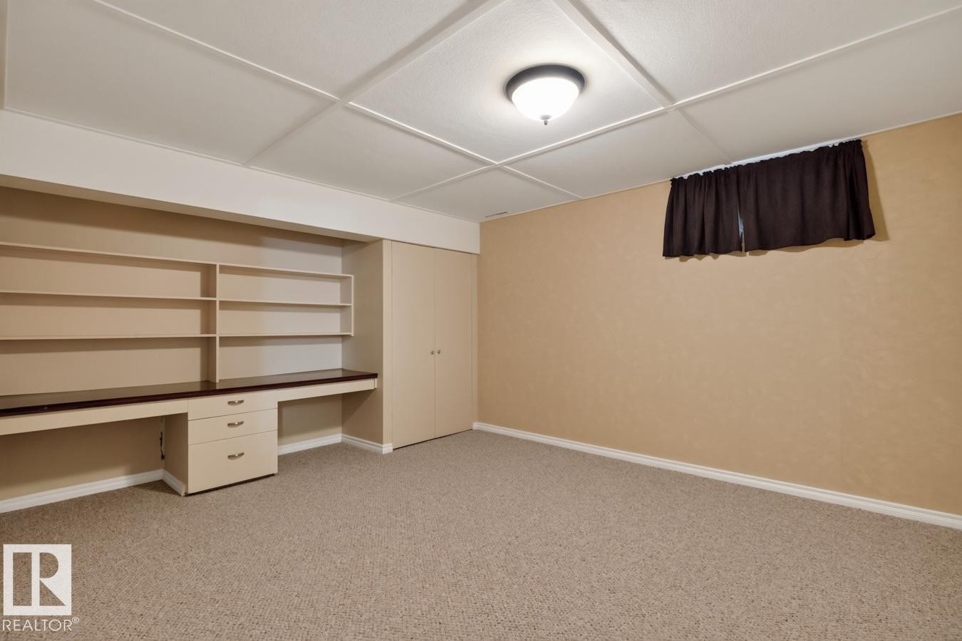 13336 106 Street Nw, Edmonton, AB - Indoor Photo Showing Other Room