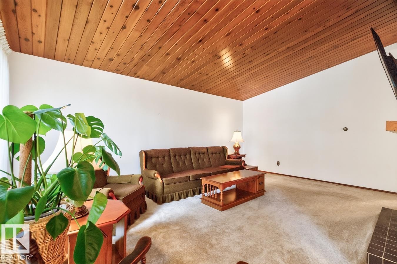 13336 106 Street Nw, Edmonton, AB - Indoor