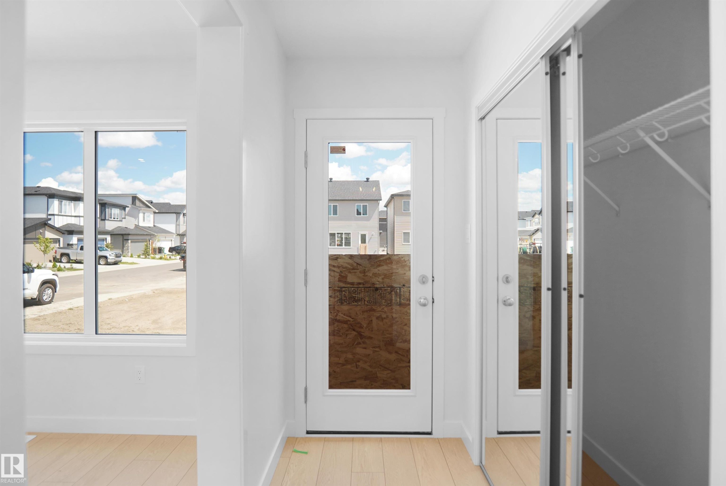 546 Ashgrove Circle, Leduc, AB - Indoor Photo Showing Other Room