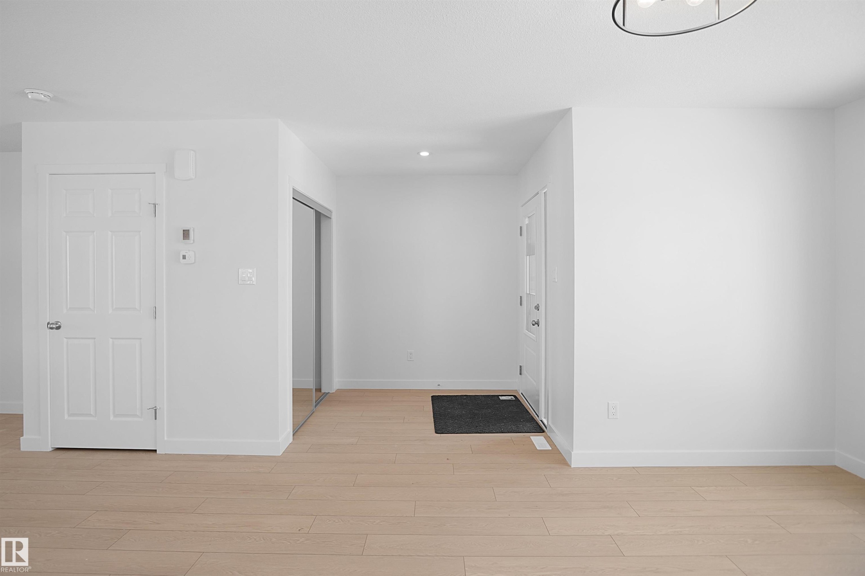 546 Ashgrove Circle, Leduc, AB - Indoor Photo Showing Other Room