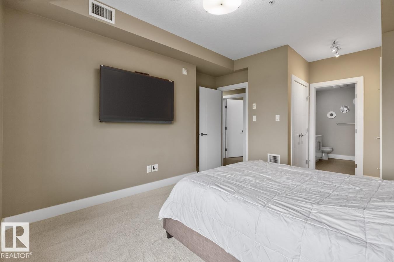 #510 11080 Ellerslie Rd Sw, Edmonton, AB - Indoor Photo Showing Bedroom