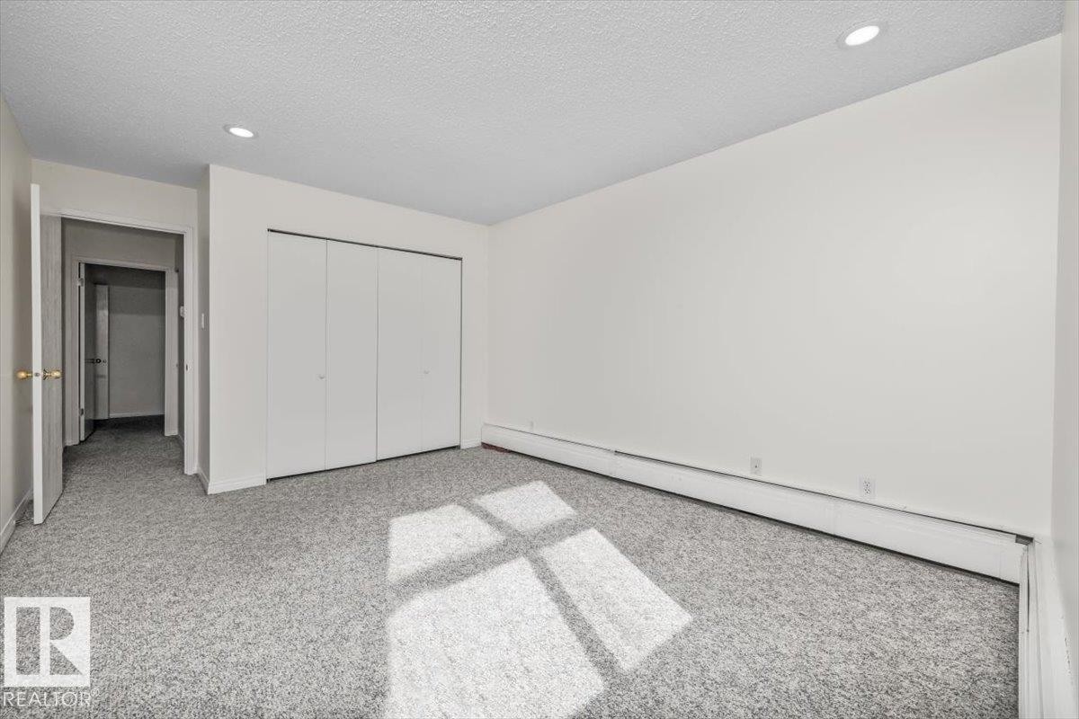 #206 10148 118 St Nw, Edmonton, AB - Indoor Photo Showing Other Room