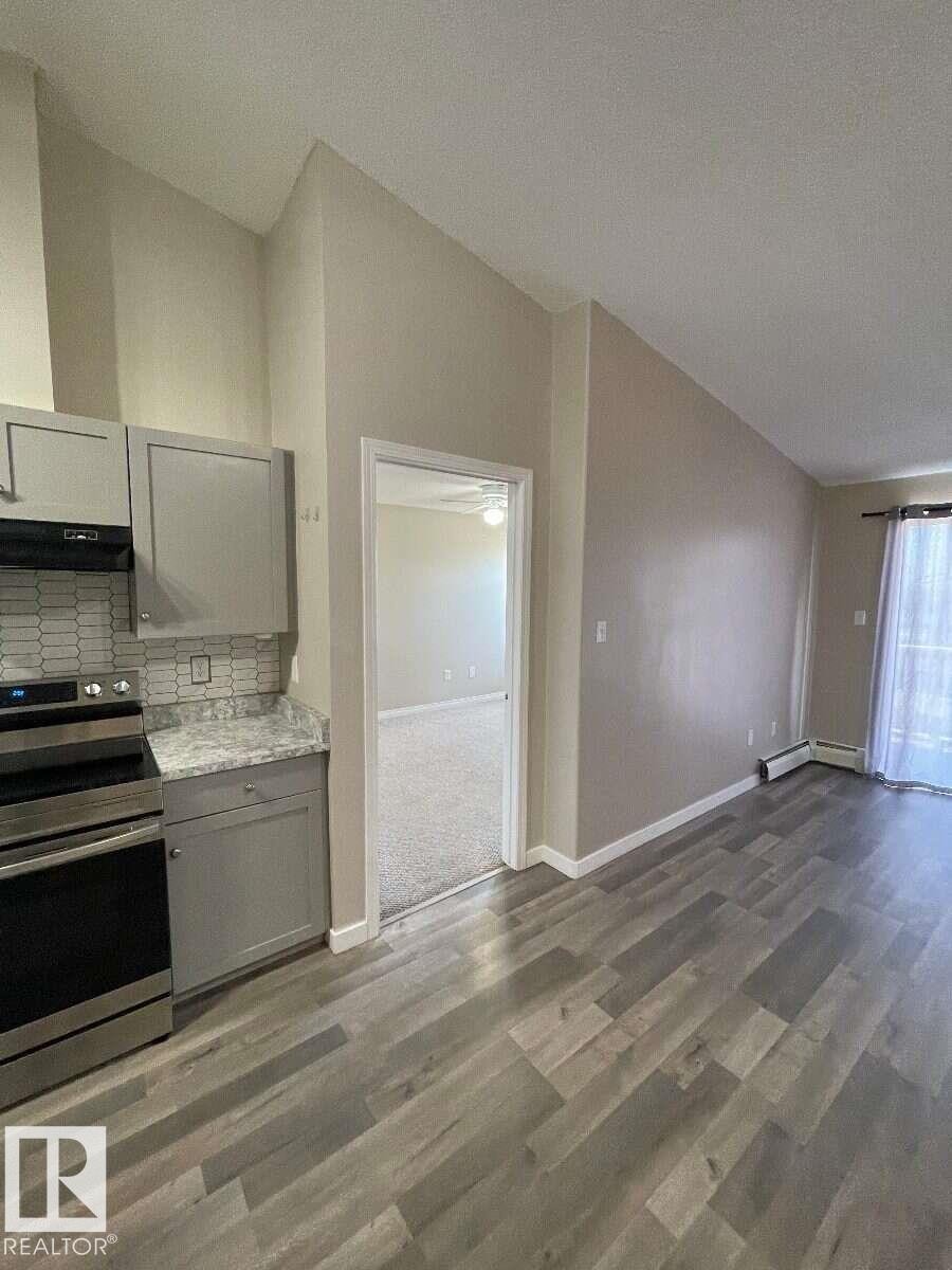 #405 151 Edwards Dr Sw, Edmonton, AB - Indoor