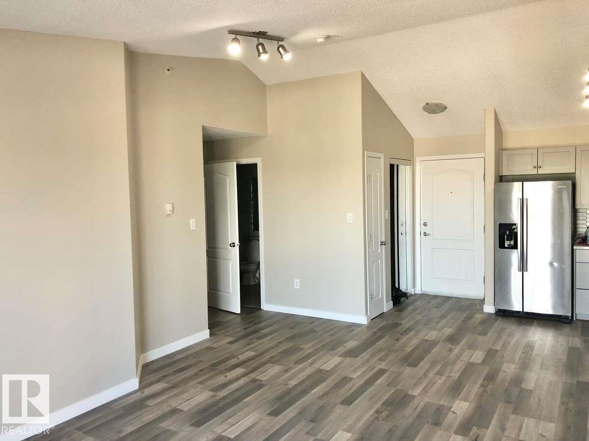 #405 151 Edwards Dr Sw, Edmonton, AB - Indoor