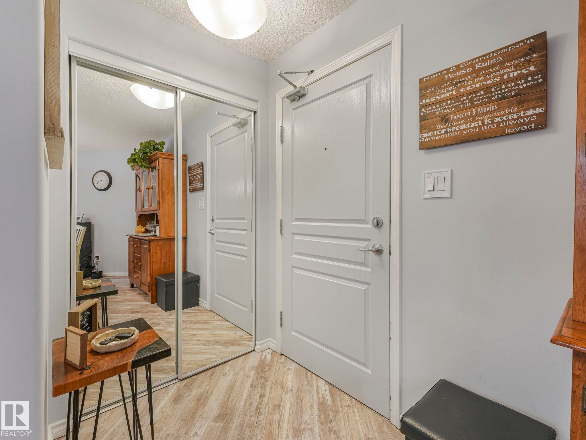#208 16035 132 St Nw, Edmonton, AB - Indoor Photo Showing Other Room