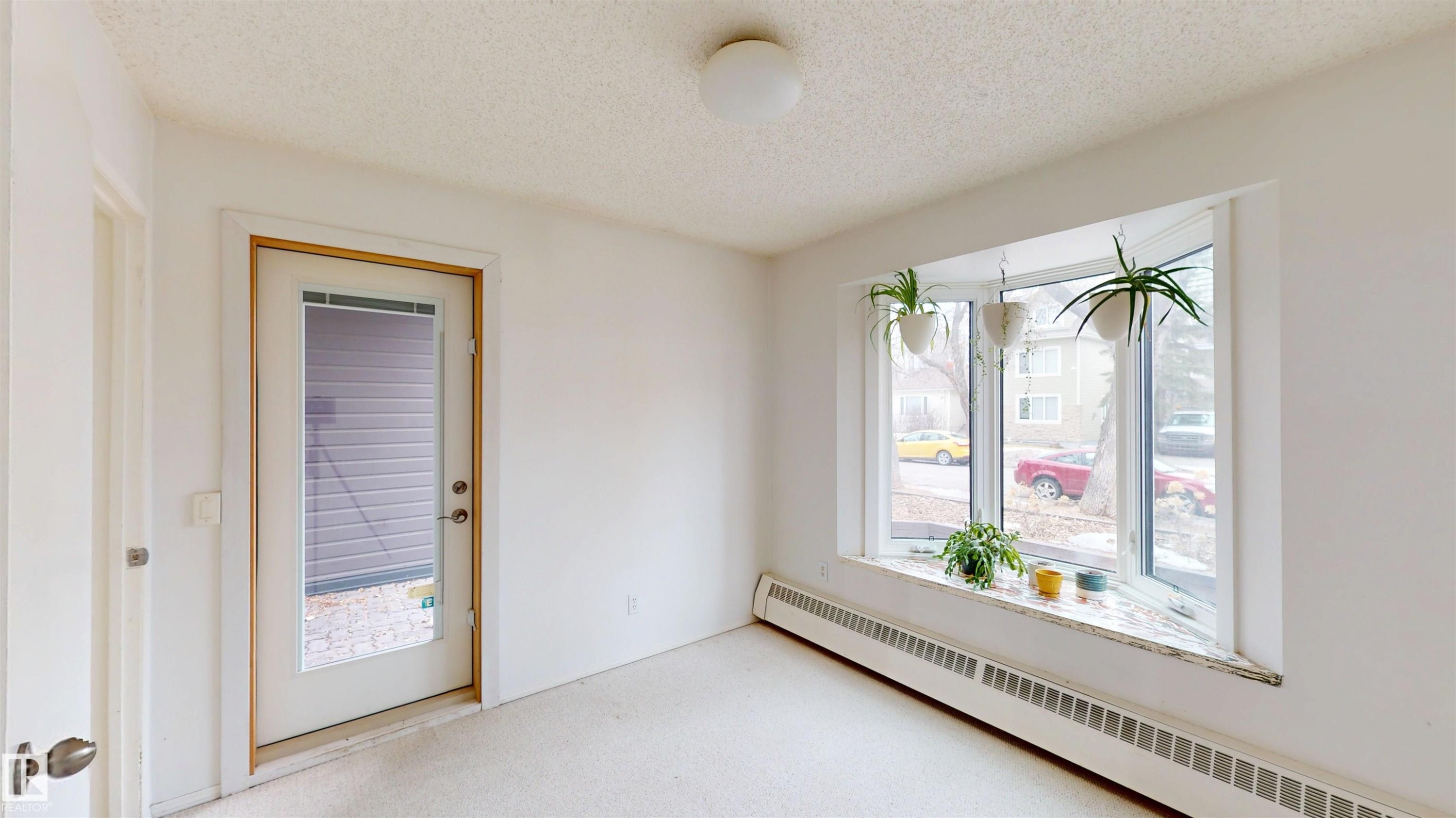 #109 11115 80 Av Nw, Edmonton, AB - Indoor Photo Showing Other Room