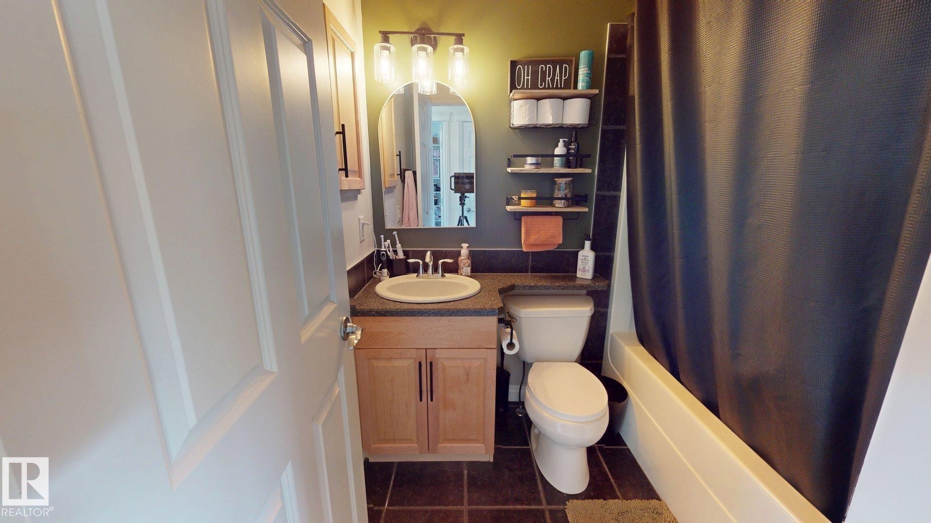 1303 117St Sw, Edmonton, AB - Indoor Photo Showing Bathroom