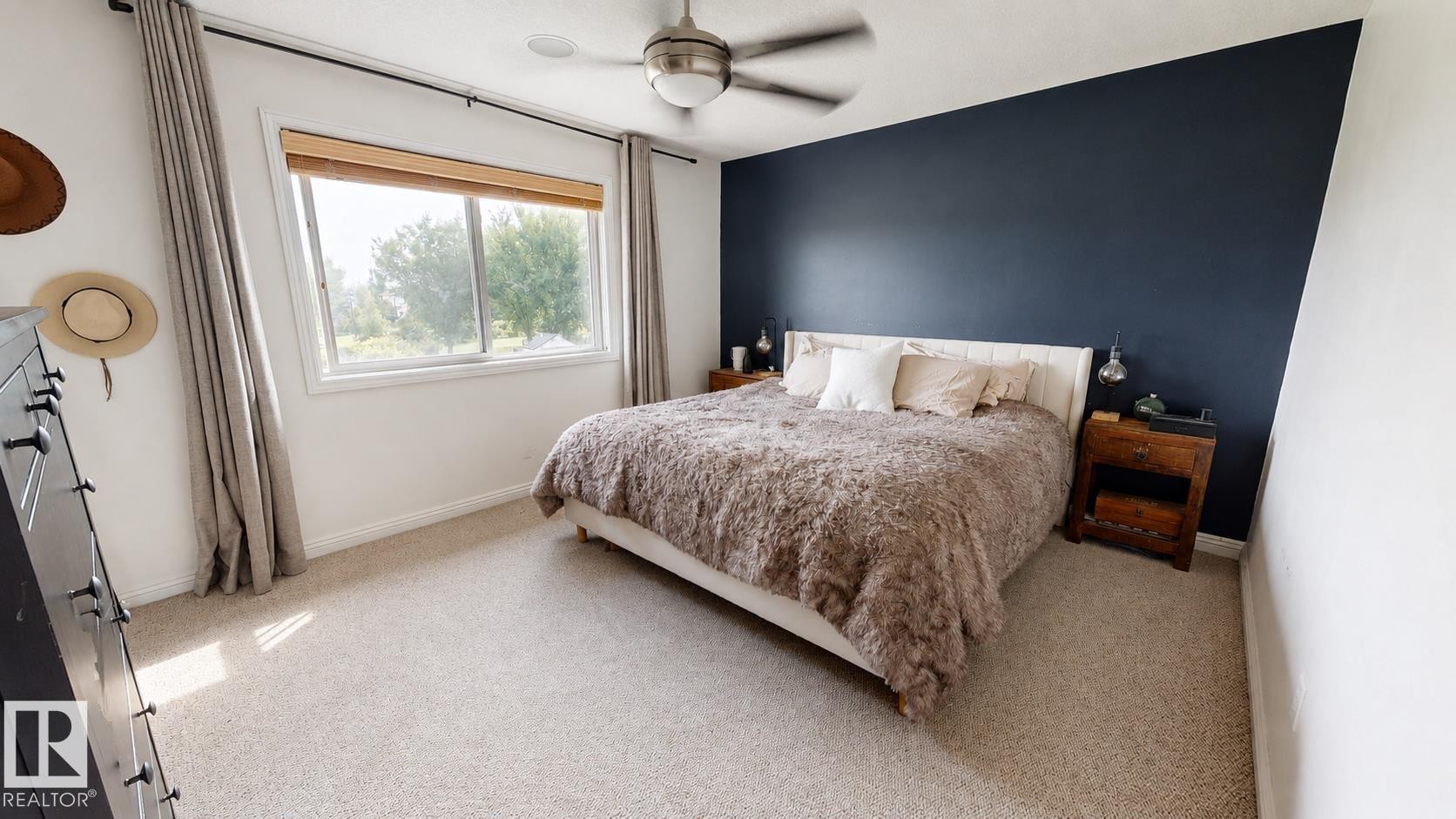 1303 117St Sw, Edmonton, AB - Indoor Photo Showing Bedroom