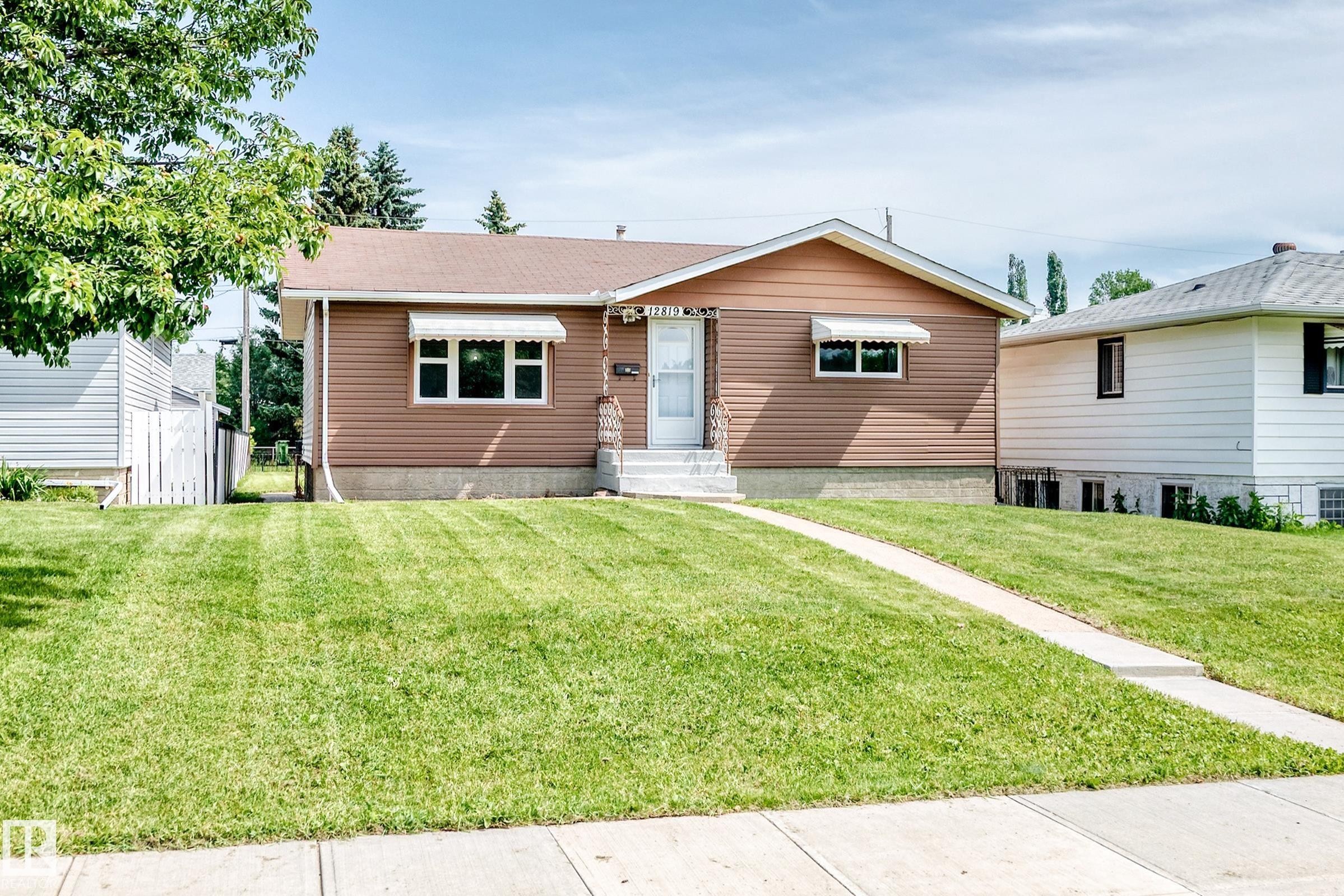 12819 107 Street Nw, Edmonton, AB - Outdoor