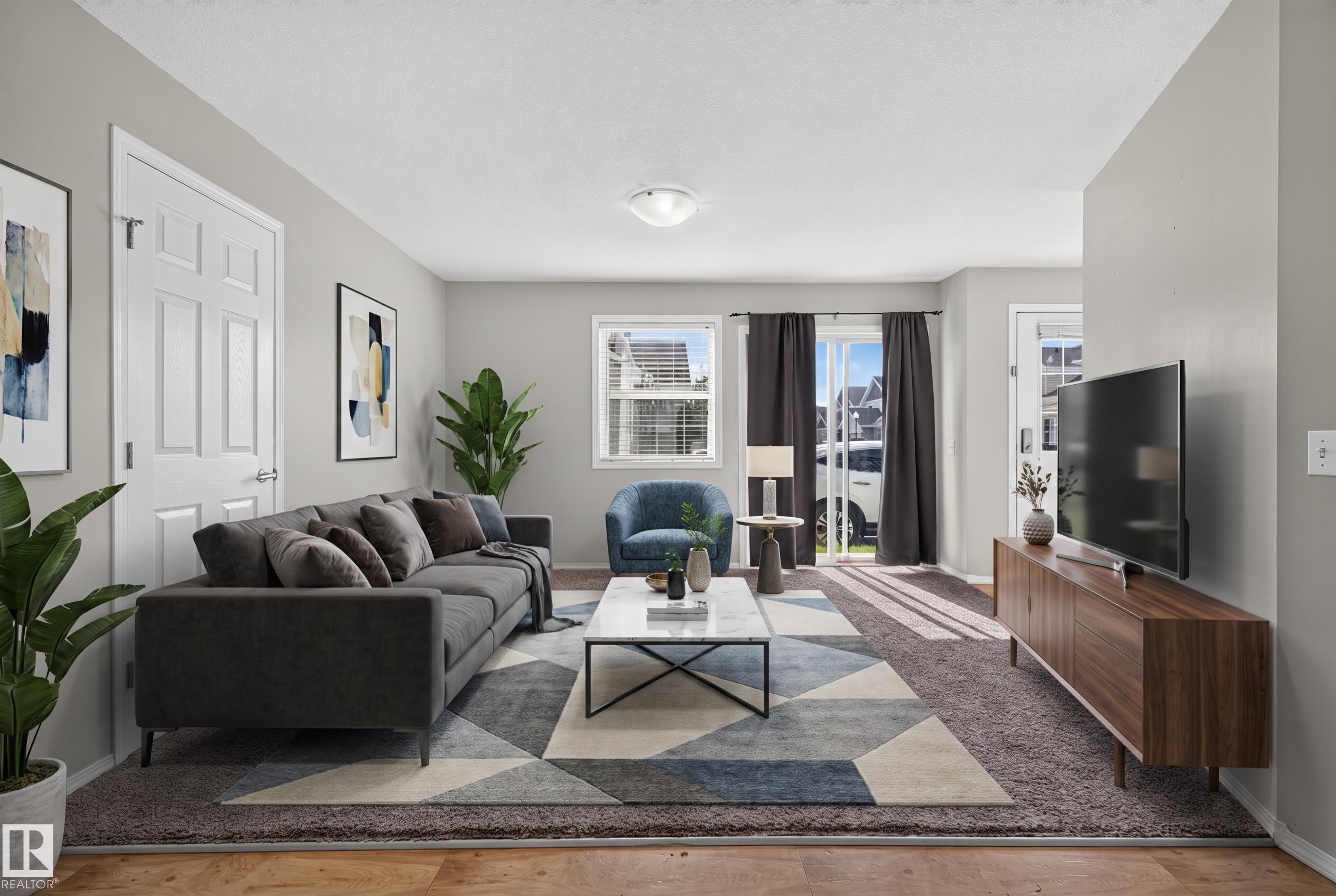 #29 150 Edwards Dr Sw, Edmonton, AB - Indoor Photo Showing Living Room