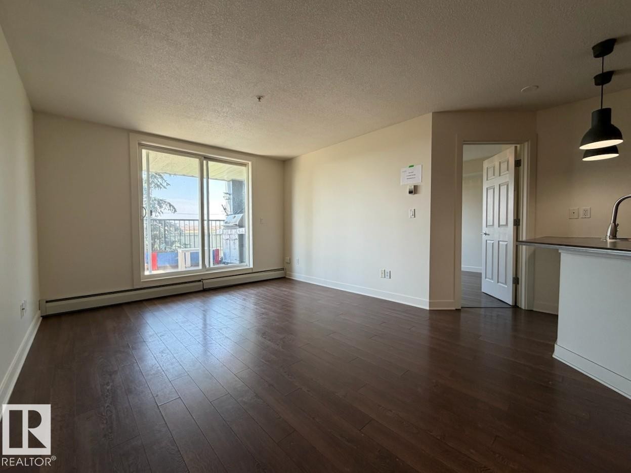 #104 920 156 St Nw, Edmonton, AB - Indoor