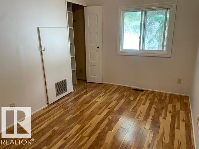 5 Cliff Crescent Northwest, Edmonton, AB - Indoor Photo Showing Other Room