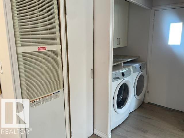 5 Cliff Crescent Northwest, Edmonton, AB - Indoor Photo Showing Laundry Room