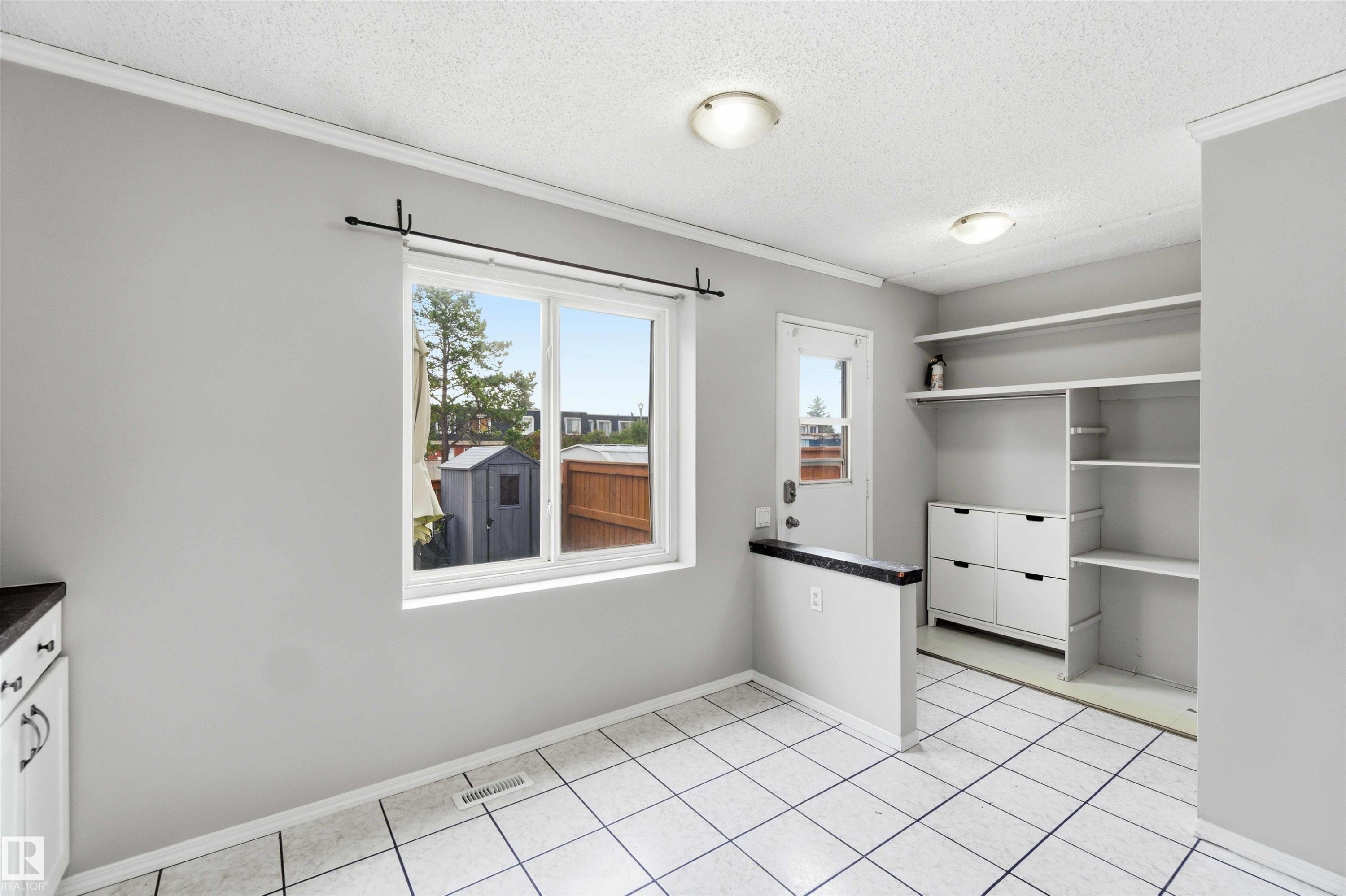 7963 178 Street Nw, Edmonton, AB - Indoor Photo Showing Other Room