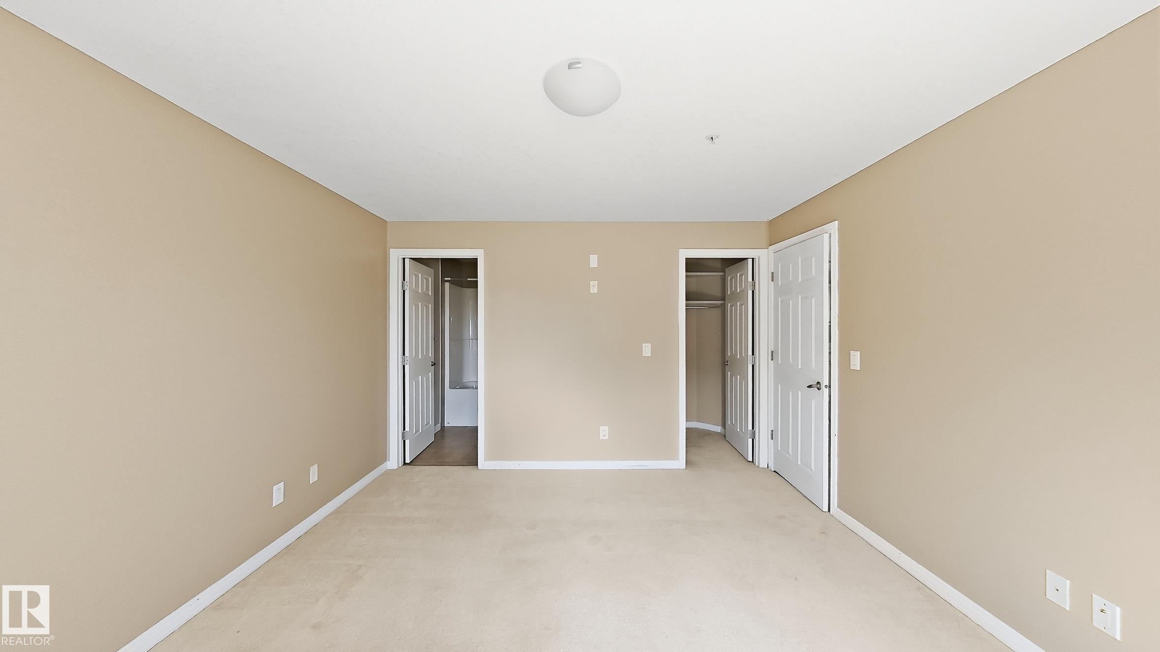 #213 5005 165 Av Nw Nw, Edmonton, AB - Indoor Photo Showing Other Room