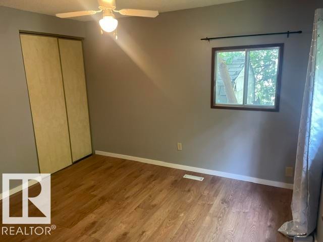 450 Evergreen Park Northwest, Edmonton, AB - Indoor Photo Showing Other Room