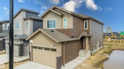 1786 Crossbill Loop NW Edmonton, AB T5S 0Y5