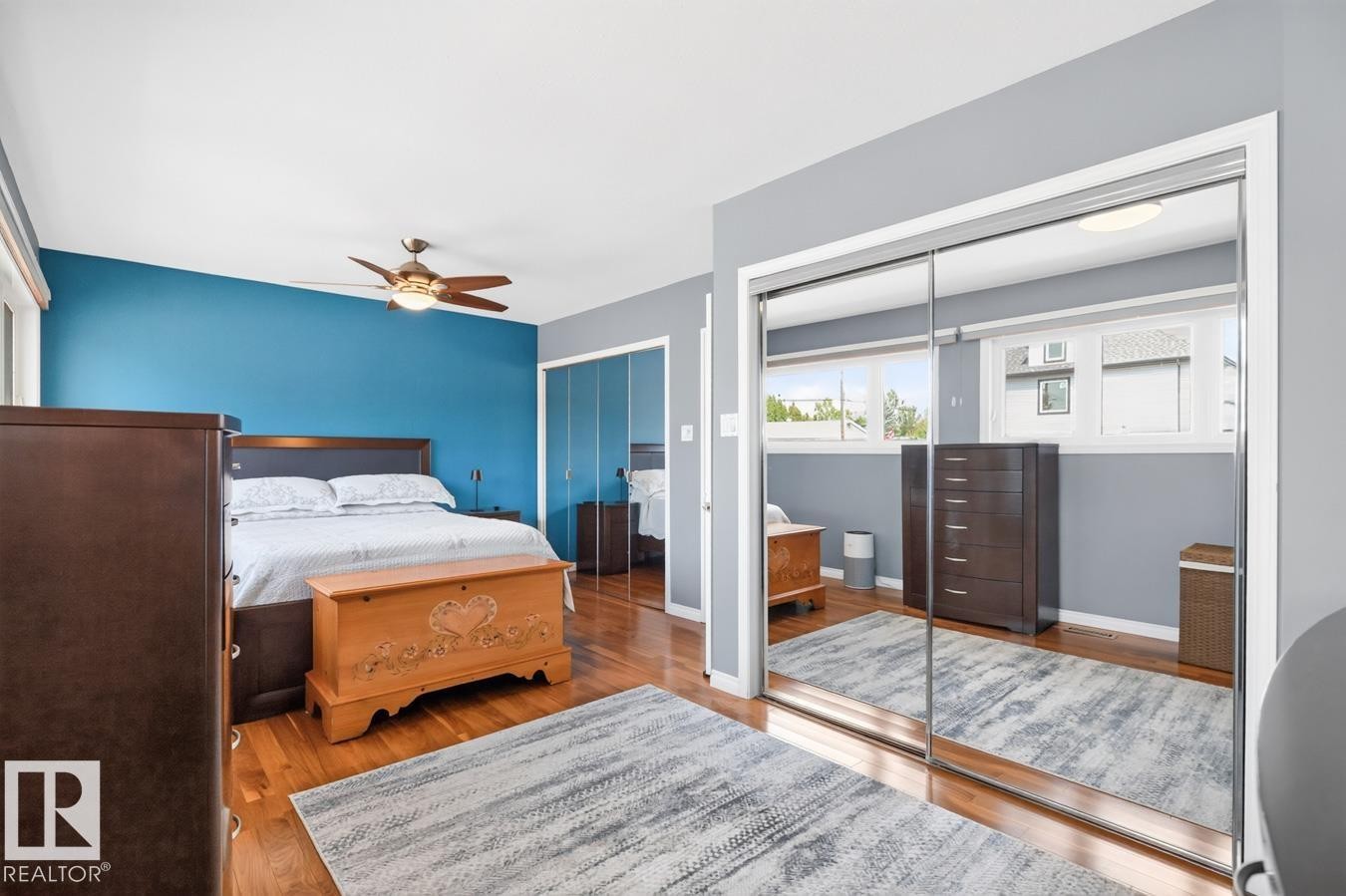 7607 75 Avenue Nw, Edmonton, AB - Indoor Photo Showing Bedroom