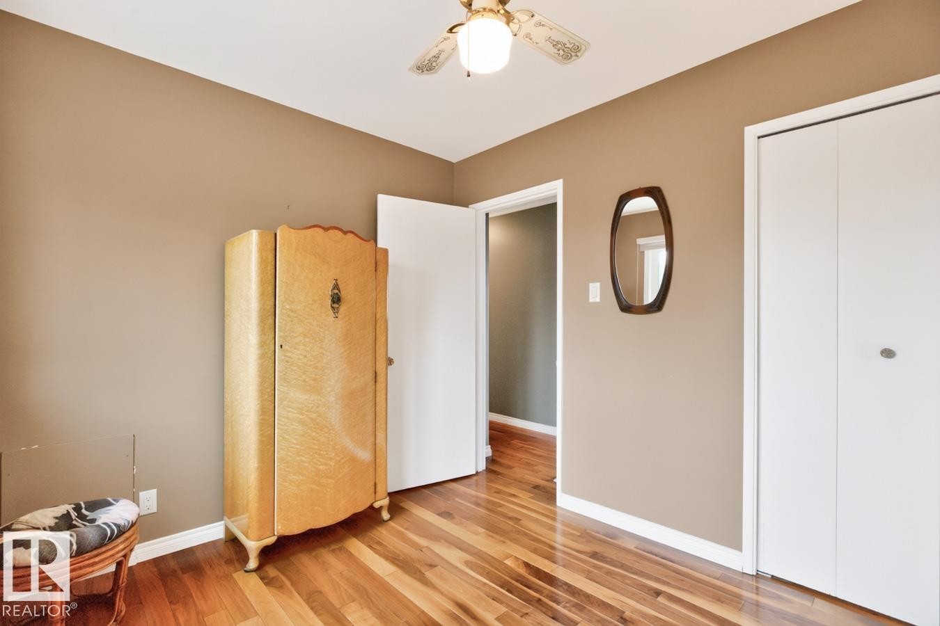 7607 75 Avenue Nw, Edmonton, AB - Indoor Photo Showing Other Room
