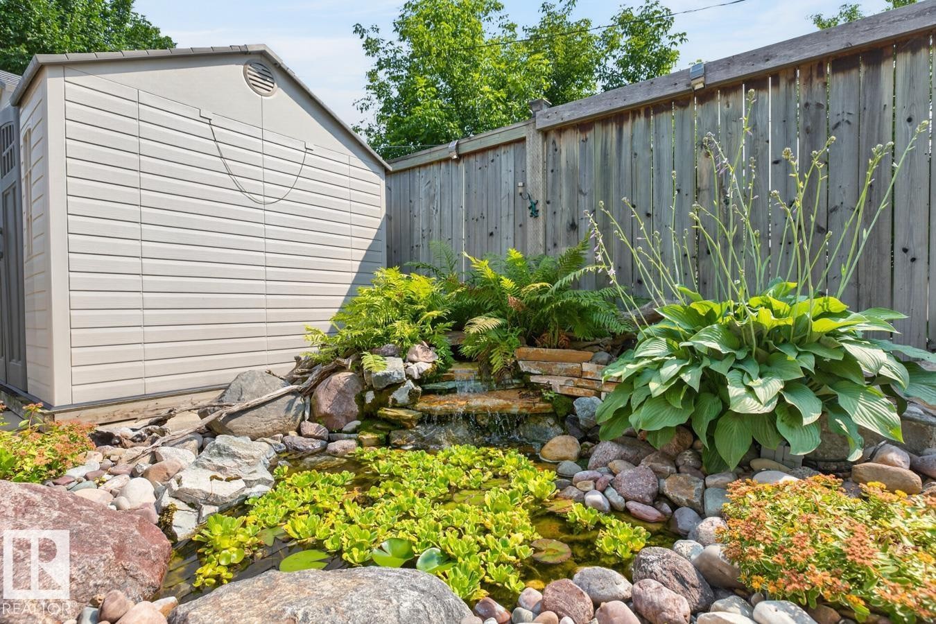 7607 75 Avenue Nw, Edmonton, AB - Outdoor