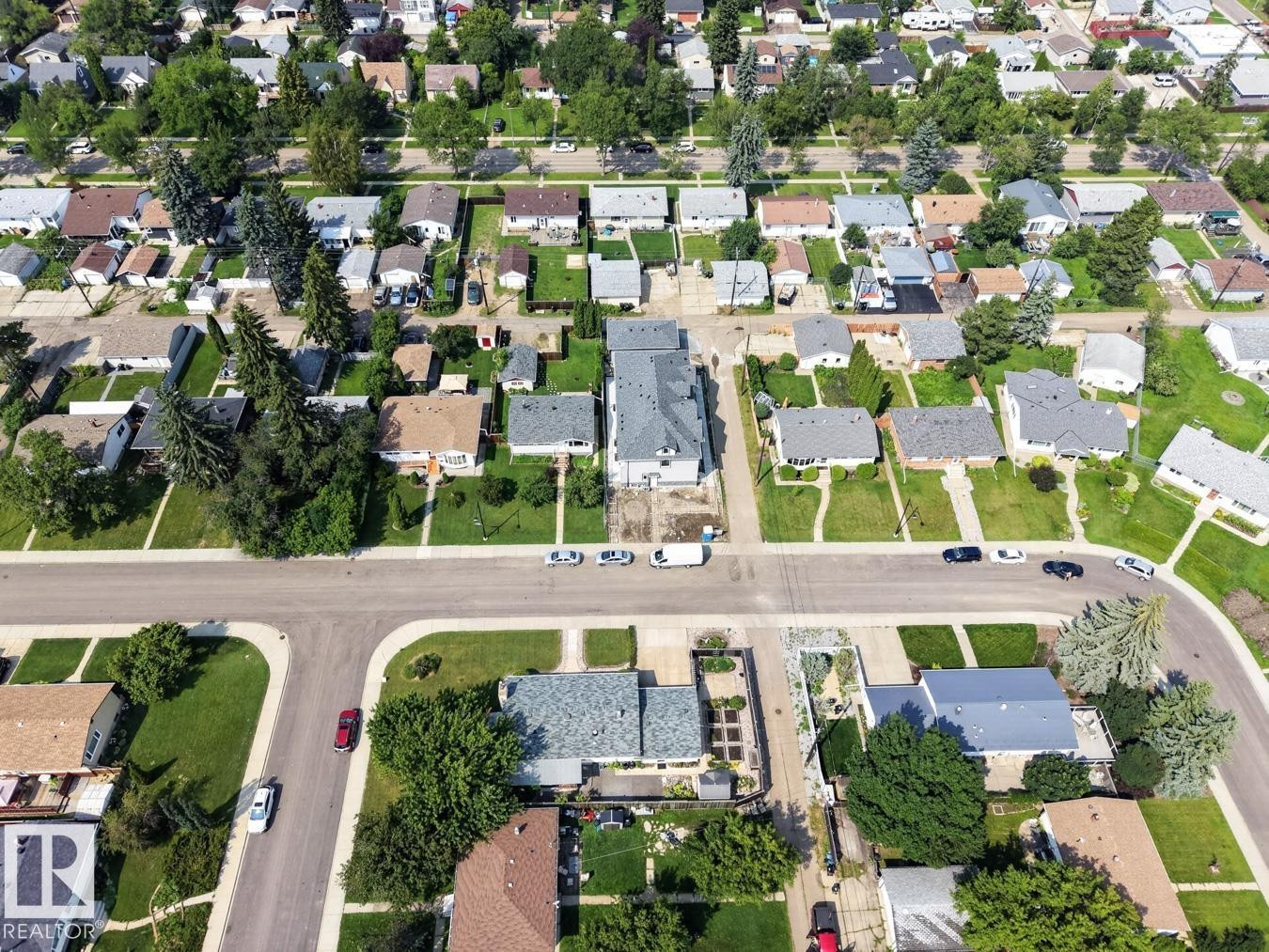 7607 75 Avenue Nw, Edmonton, AB - Outdoor With View