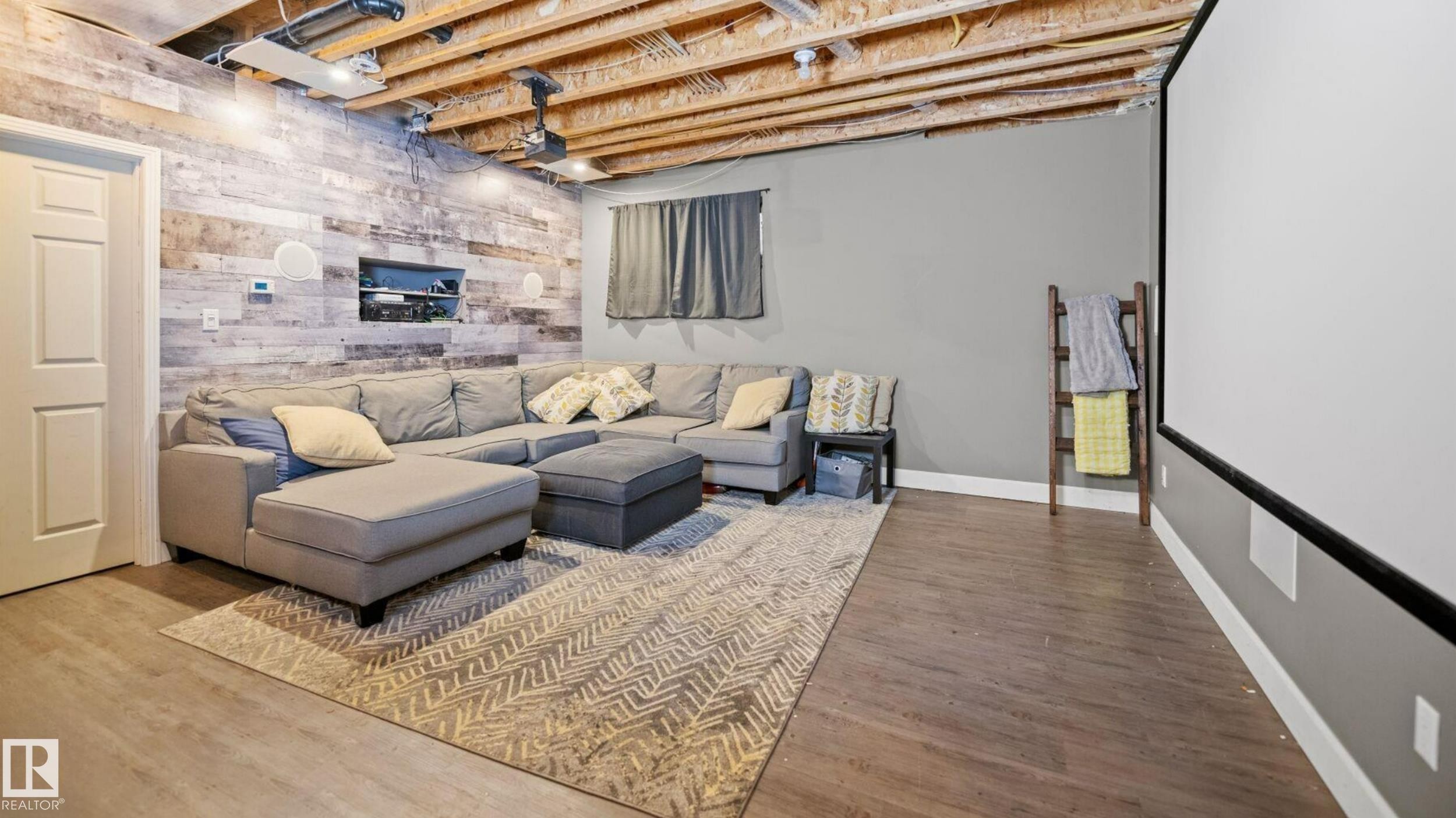 1508 68 Street Sw, Edmonton, AB - Indoor Photo Showing Basement