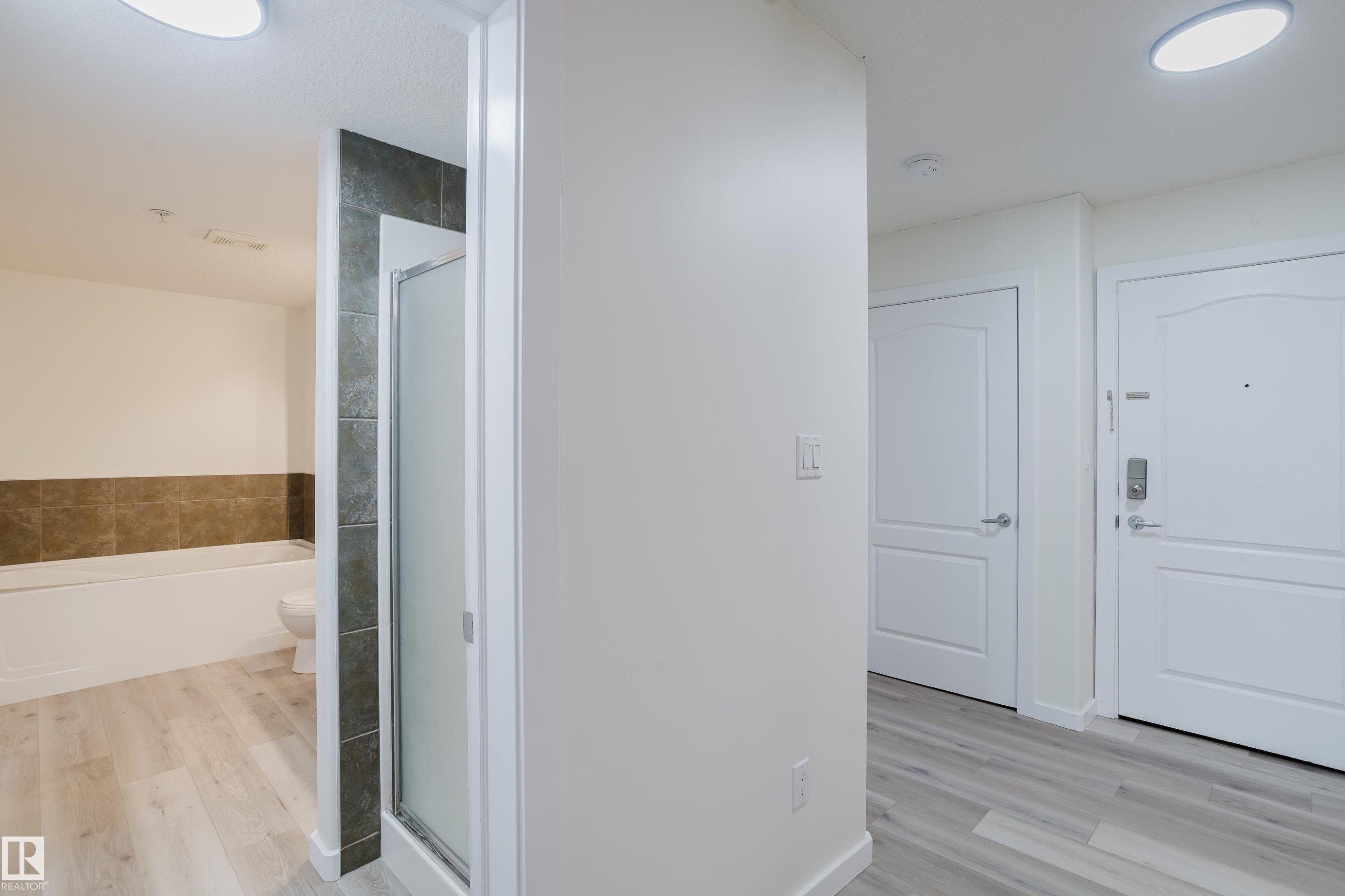#108 278 Suder Greens Dr Nw, Edmonton, AB - Indoor