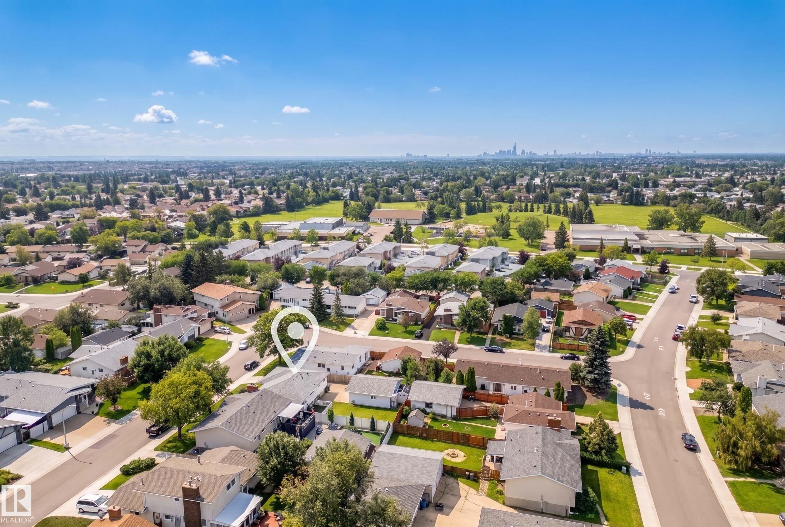 17312 105 Street Nw, Edmonton, AB - Outdoor With View