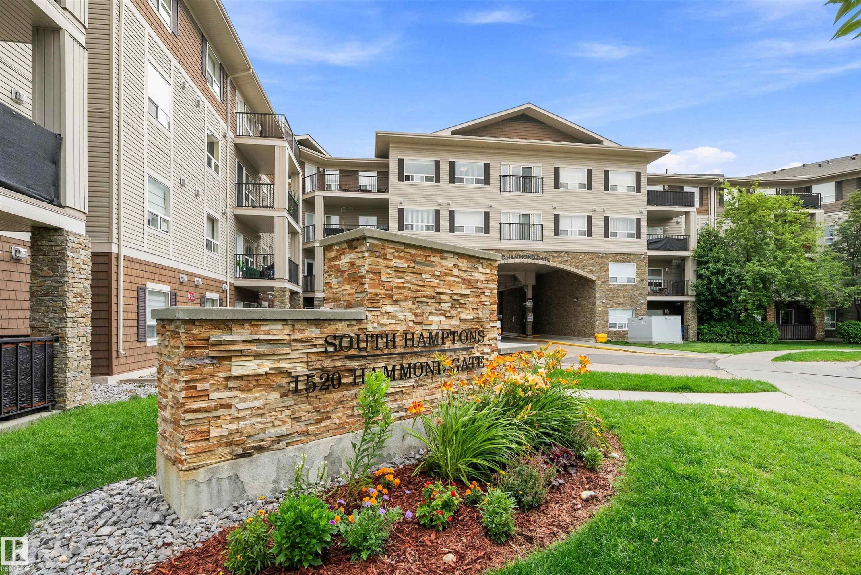#440 1520 Hammond Gate Nw, Edmonton, AB - Outdoor With Balcony
