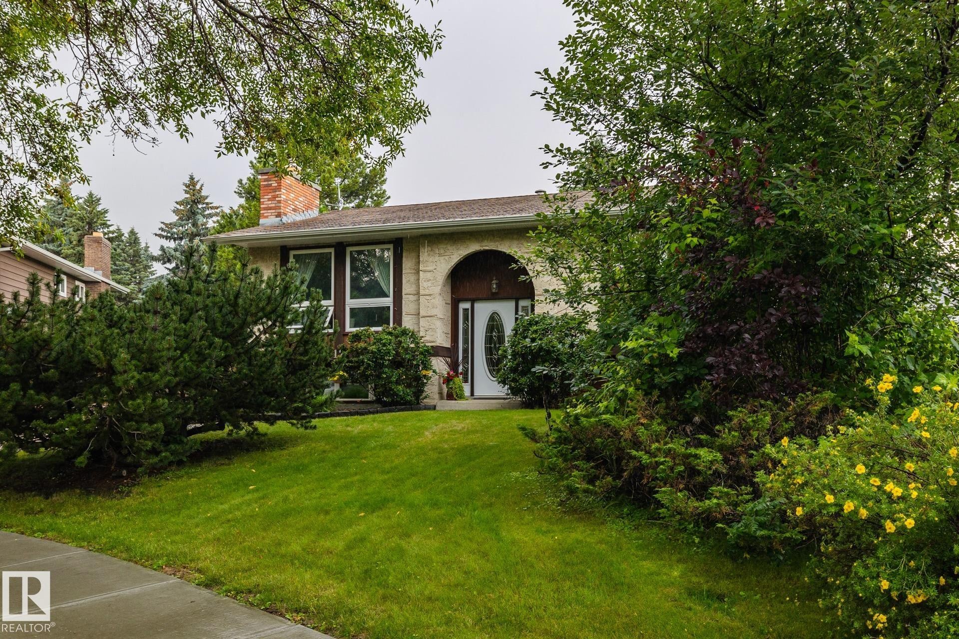 12 Amherst Crescent, St. Albert, AB - Outdoor