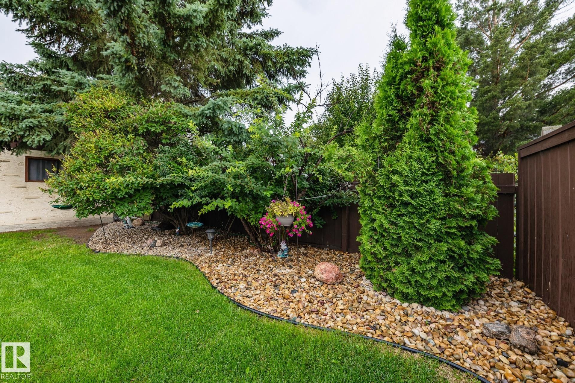 12 Amherst Crescent, St. Albert, AB - Outdoor