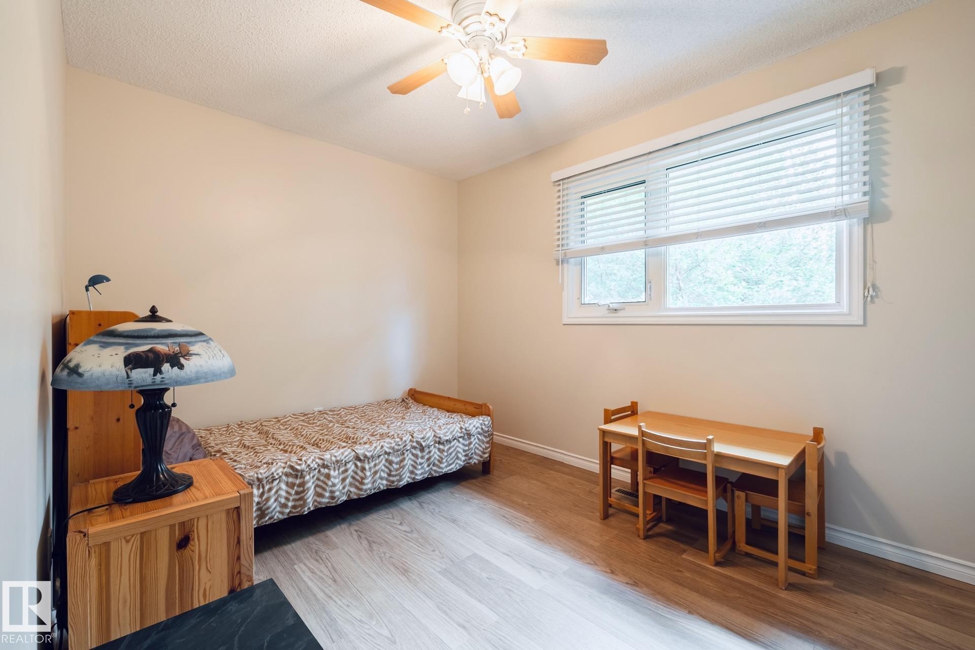 12 Amherst Crescent, St. Albert, AB - Indoor Photo Showing Bedroom