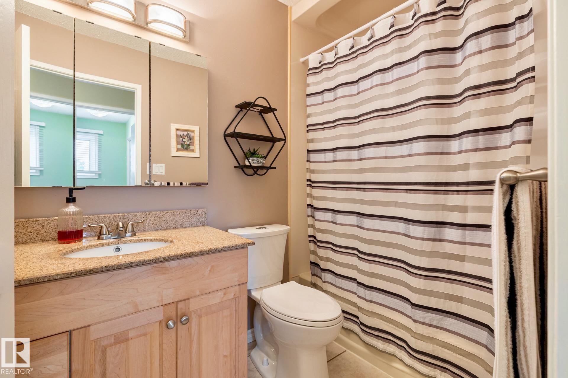 12 Amherst Crescent, St. Albert, AB - Indoor Photo Showing Bathroom