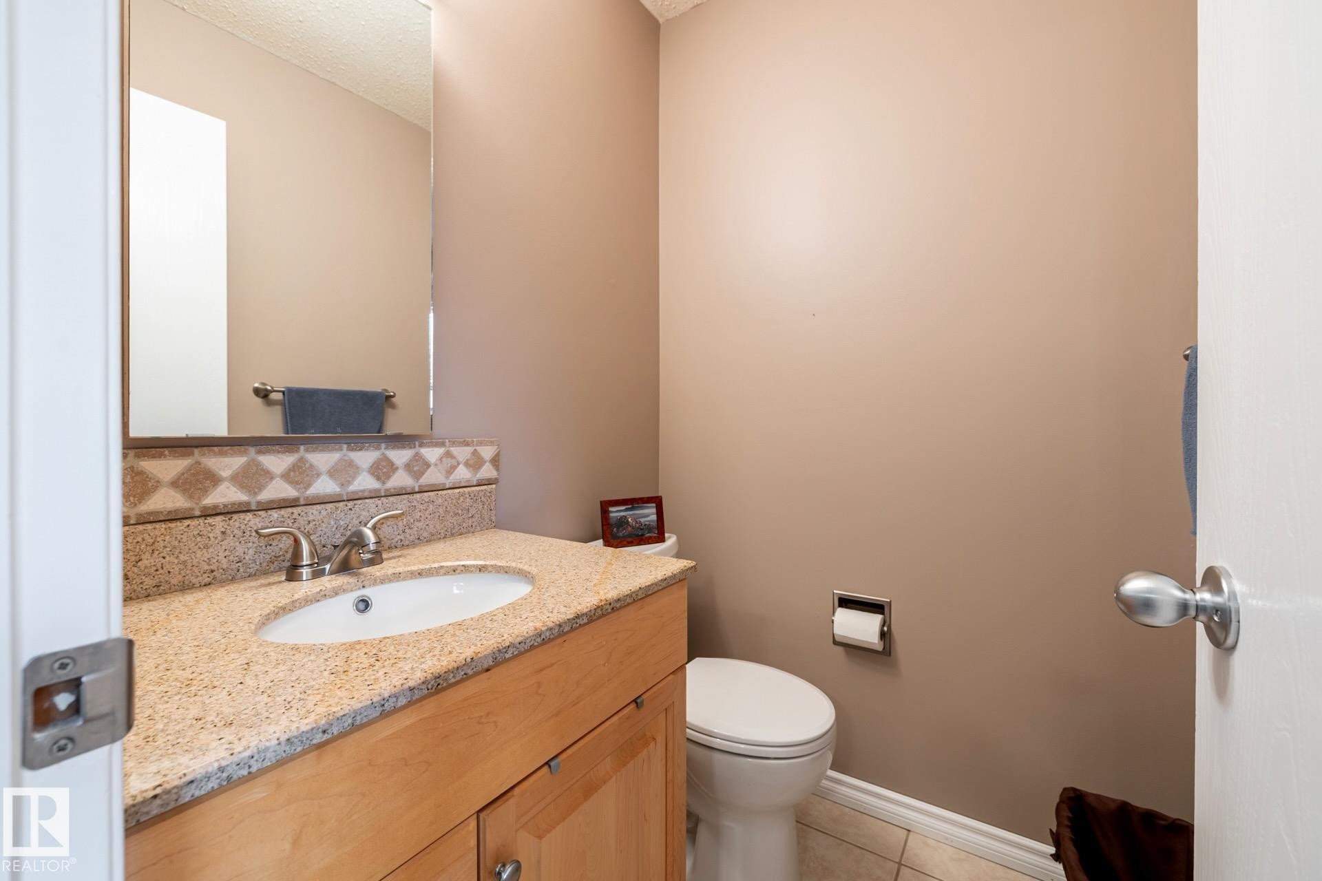 12 Amherst Crescent, St. Albert, AB - Indoor Photo Showing Bathroom