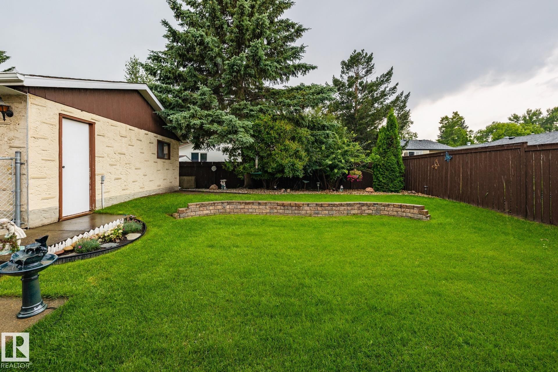 12 Amherst Crescent, St. Albert, AB - Outdoor