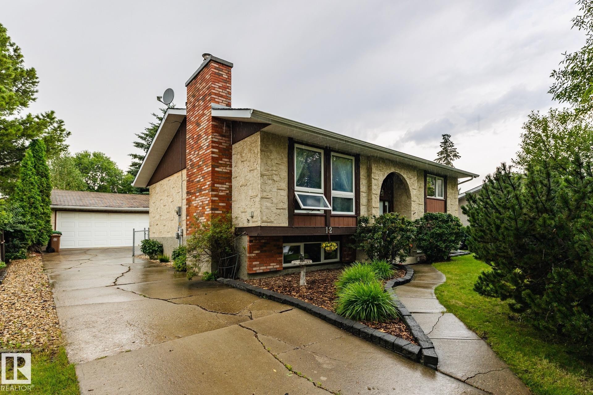 12 Amherst Crescent, St. Albert, AB - Outdoor